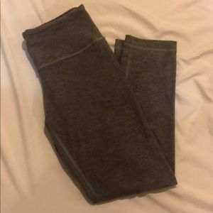 ‼️SOLD‼️Heather Gray 7/8 Leggings